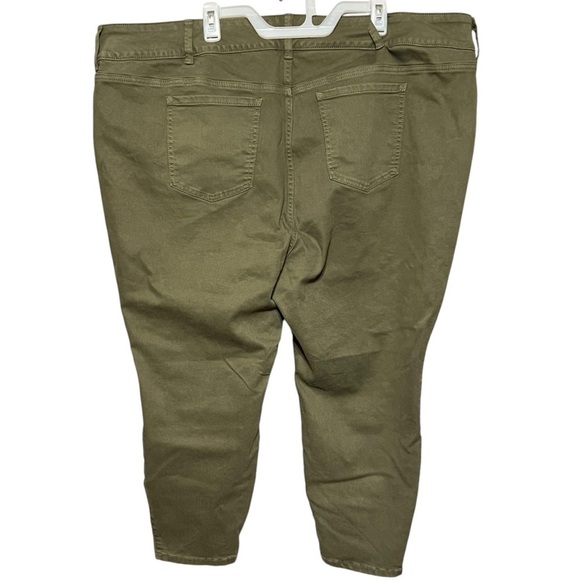 Torrid SuperSoft Stretch High-Rise Jeggings Olive Green Plus-Size 26S - Picture 6 of 13